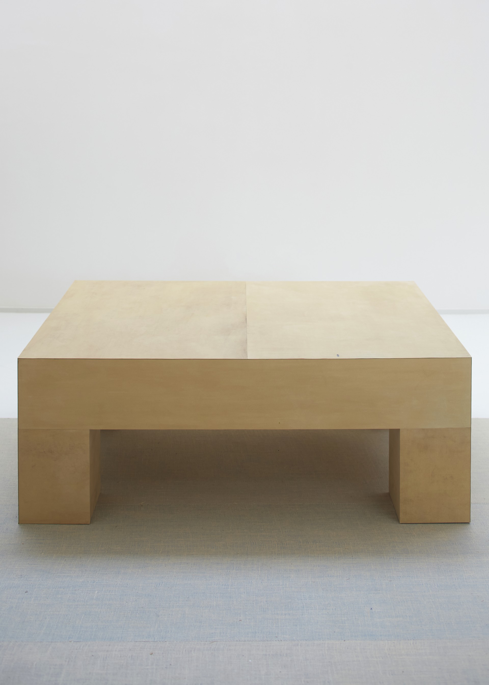 Pauline Esparon LEOME TABLE